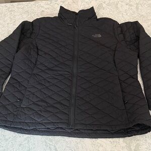 The North Face Women's Black Puffer Jacket